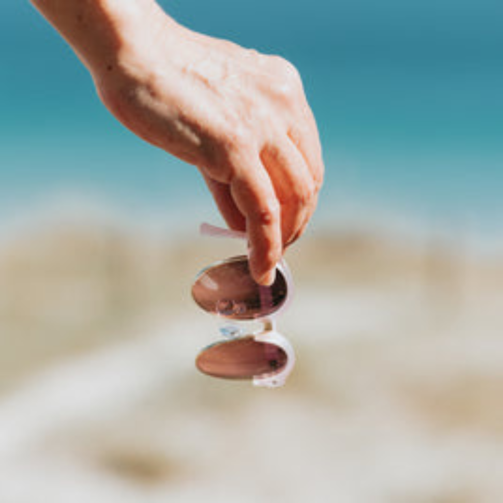 Lentes Monofocais 1.5 Solares (Posit (+) Diam. 65mm Negat (-) Diam. 70mm) Sem tratamento Antireflexo